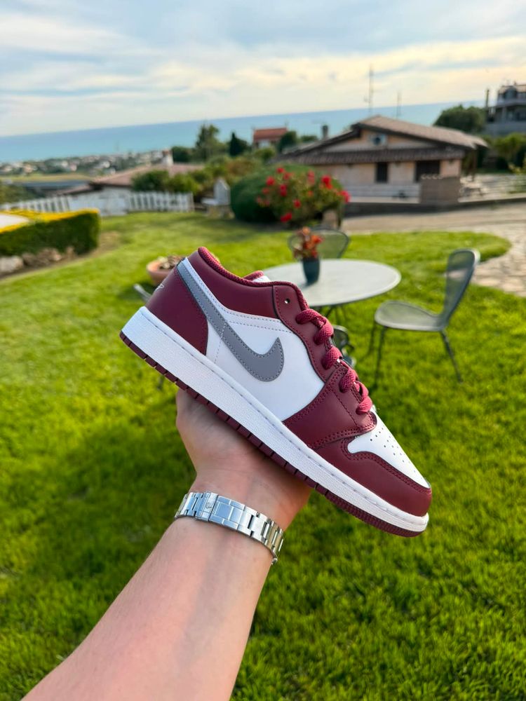 jordan 1 low bordeaux  39